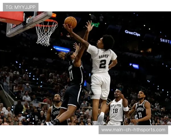 文班亚马25分8篮板4盖帽展现攻防一体,马刺112比103力克魔术